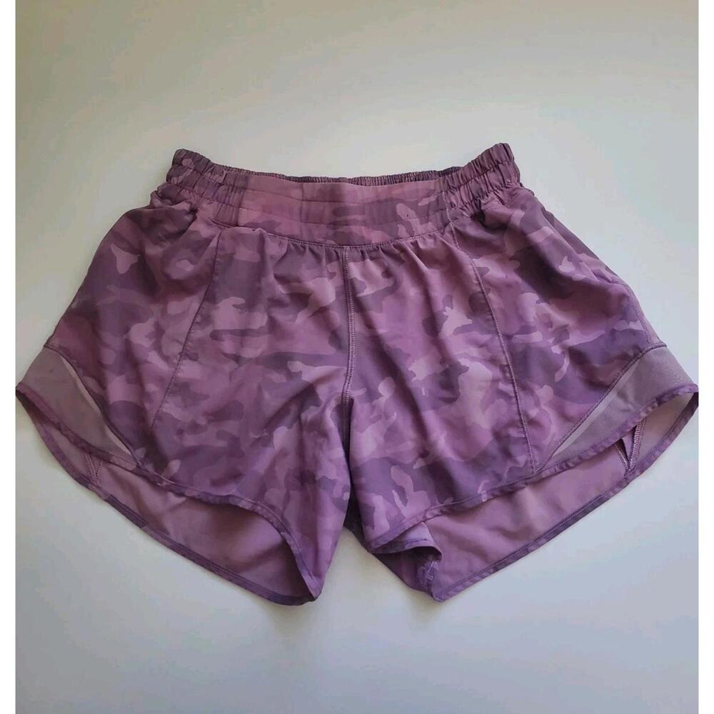 Lululemon Hotty Hot Short 3.5" Incognito Pink Camo Size 8 Running Activewear